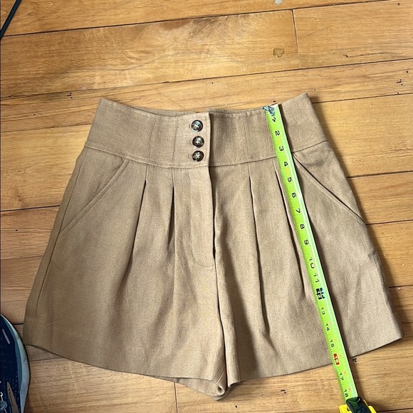 Veronica Beard Alicia High-Waisted Linen Shorts Camel Size 4 - Picture 6 of 6